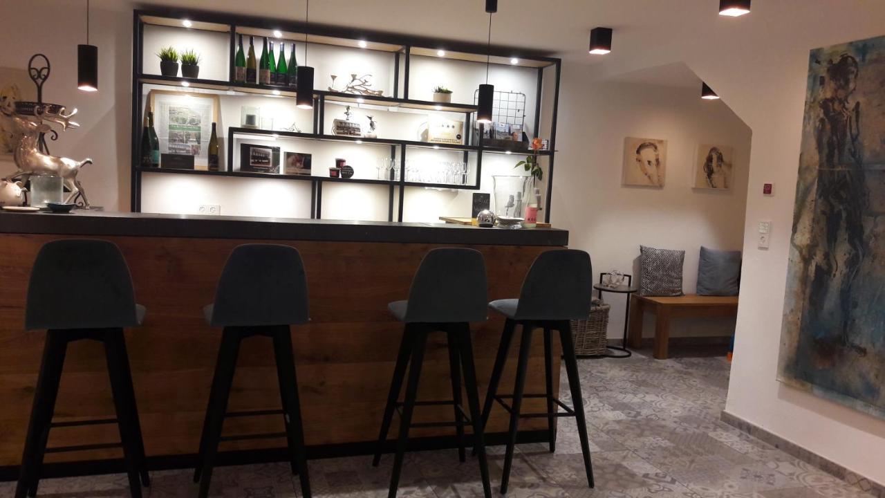 Gaestehaus Burgberg, Weinhaus Fries Kattenes Eksteriør billede